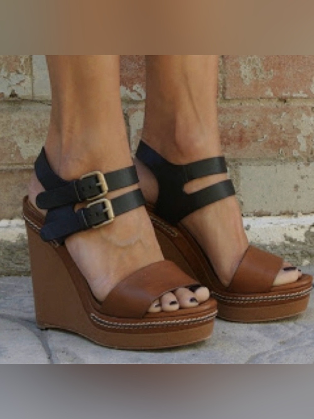CHLOE Groove Platform Sandal Black Brown Wedge 39- runs small! Fits like 37-37.5